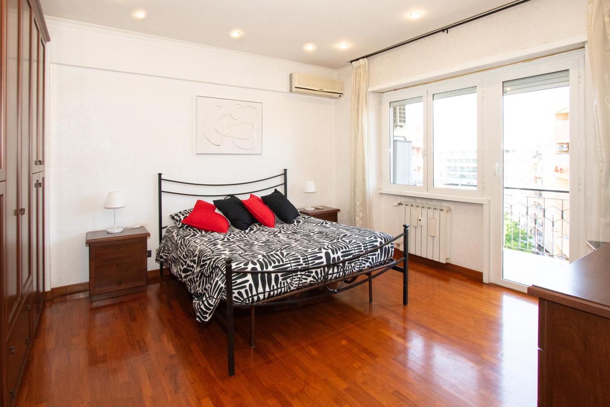 Appartamento 81 Mq, Stazione Trastevere, Sweet